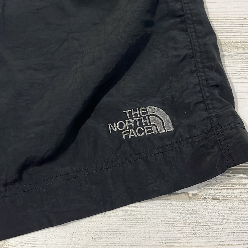 The North Face Black Shorts Size L - Picture 2 of 8